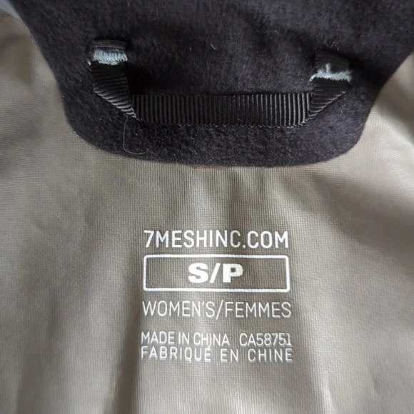 Lululemon 7Mesh Cycling Jacket  windproof water resistant packable lightweight S - Picture 6 of 16